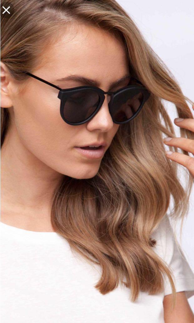 Le specs hypnotize Clearance