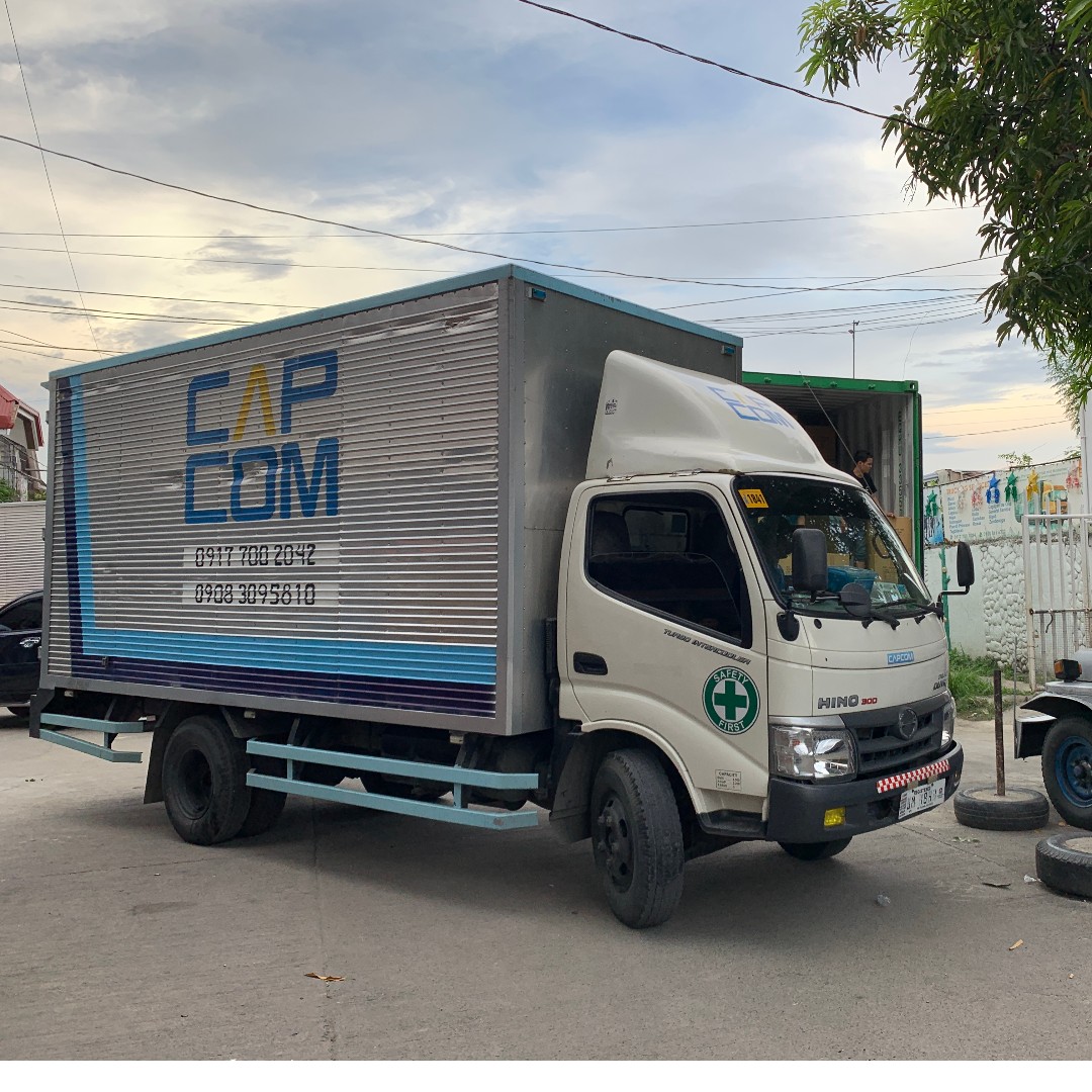 Lipat bahay Trucking services truck for rent hire rental lipat gamit elf canter 6 wheeler closed van