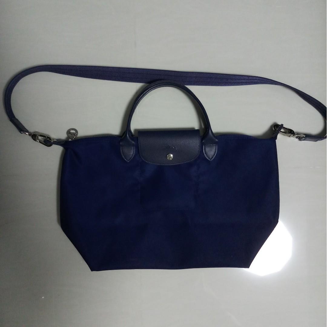 longchamp le pliage neo medium nylon tote