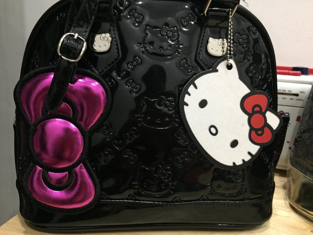 Hello Kitty Loungefly Bag (small dome Pink), Women's Fashion, Bags &  Wallets, Beach Bags on Carousell