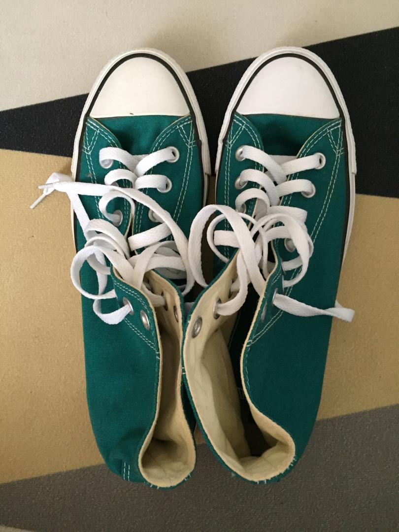 emerald green converse