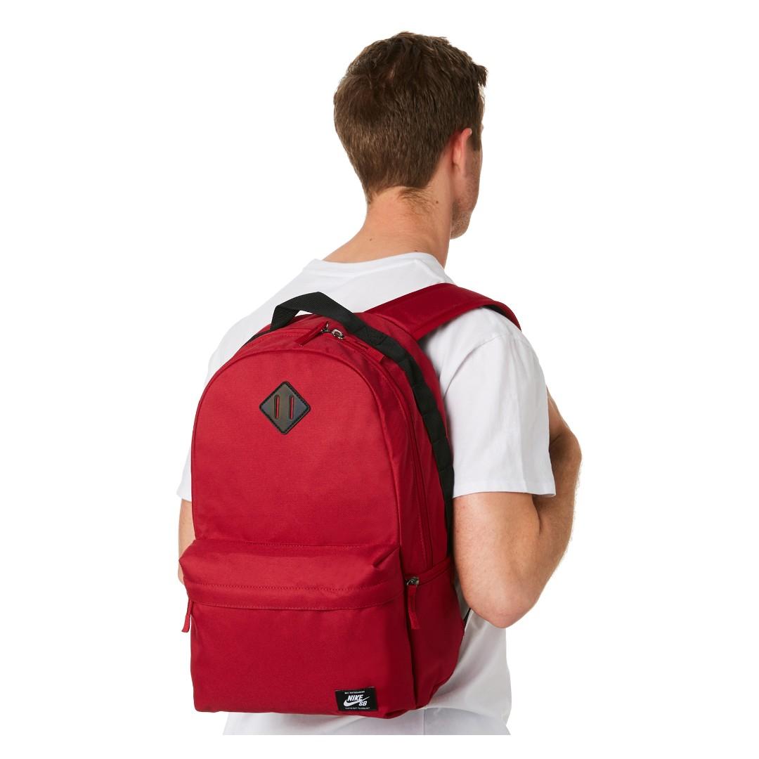 Nike SB Icon backpack BA5727 Unisex Backpack - RED/ Black (Category: Backpacks) located in Davao. Submitted by barato2017 (Listing ID 231934184, Image 1). Description: item condition: Brand new with tag Men's unisex Other sports / day pack rucksacks A large main compartment is most suitable to carry a gear from a school to the park. With a strap designed based on physical structure, I can move comfortably. ●The body: Polyester 100% / lining: 100%