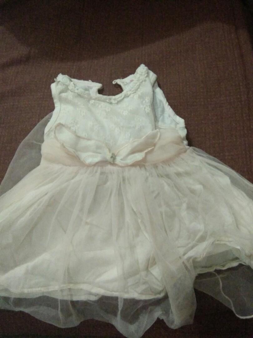 No brand pambahay 6mos (Category: Babies & Kids Fashion) located in Manila. Submitted by chella_jasmin (Listing ID 231929400, Image 1). Description: Pambahay Please manage your expectations in buying second hand products.
