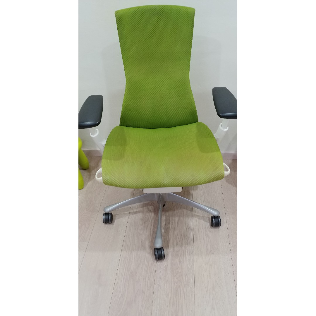 Pre Owned Herman Miller Embody Chair Furniture Tables Chairs On Carousell
