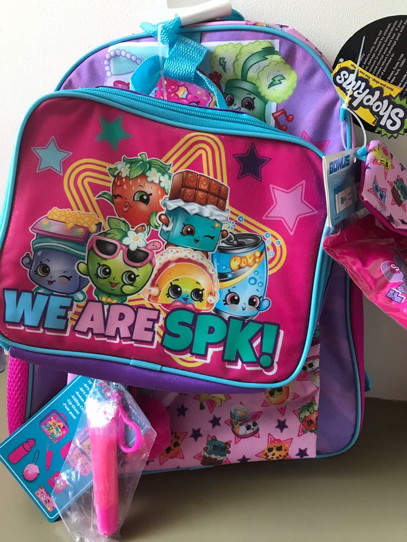 Shopkins bag set (Category: Diaper Bags & Wetbags) located in Las Pinas. Submitted by mileys2017 (Listing ID 232015814, Image 1). Description: Shopkins bag set brand new backpack lunch bag.