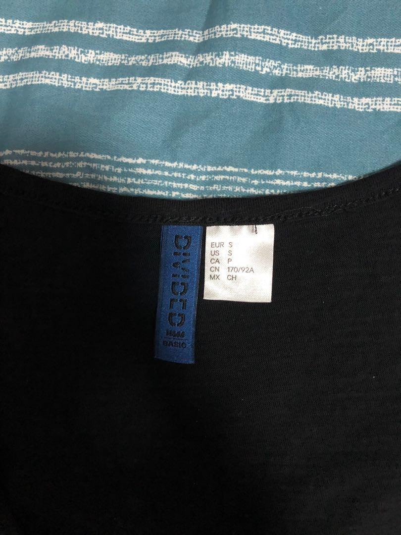Singlet (Category: Sleeveless) located in Singapore. Submitted by sushiuno (Listing ID 231958671, Image 3). Description: .