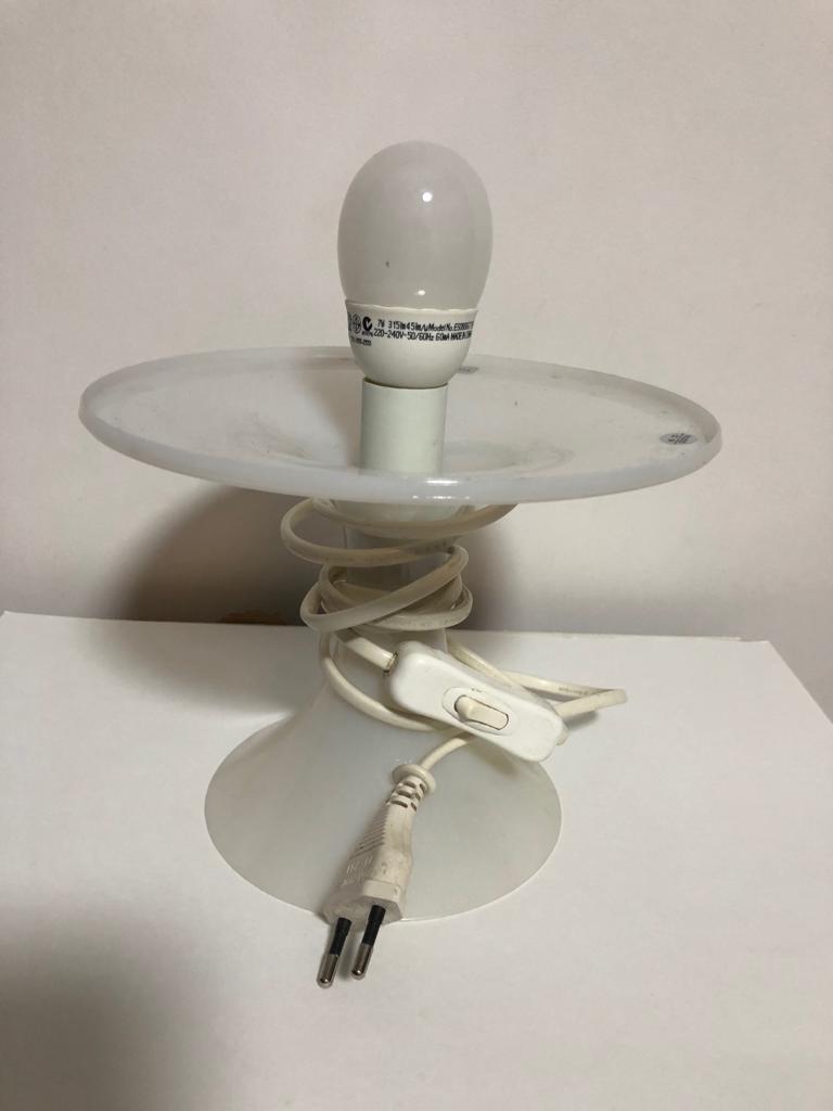 Table Lamp (Category: Tables & Sets) located in Singapore. Submitted by kyuyomi (Listing ID 232018182, Image 1). Description: .