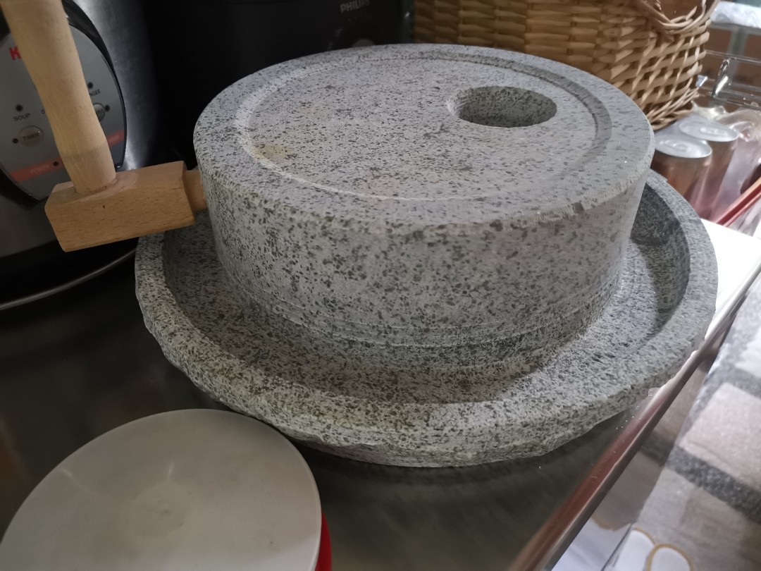 Traditional stone grinder, TV & Home Appliances, Kitchen Appliances
