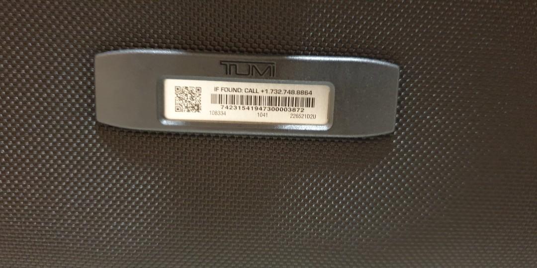 Tumi Alpha 2, 4 Wheeled Compact Duffel, Hobbies & Toys, Travel, Travel