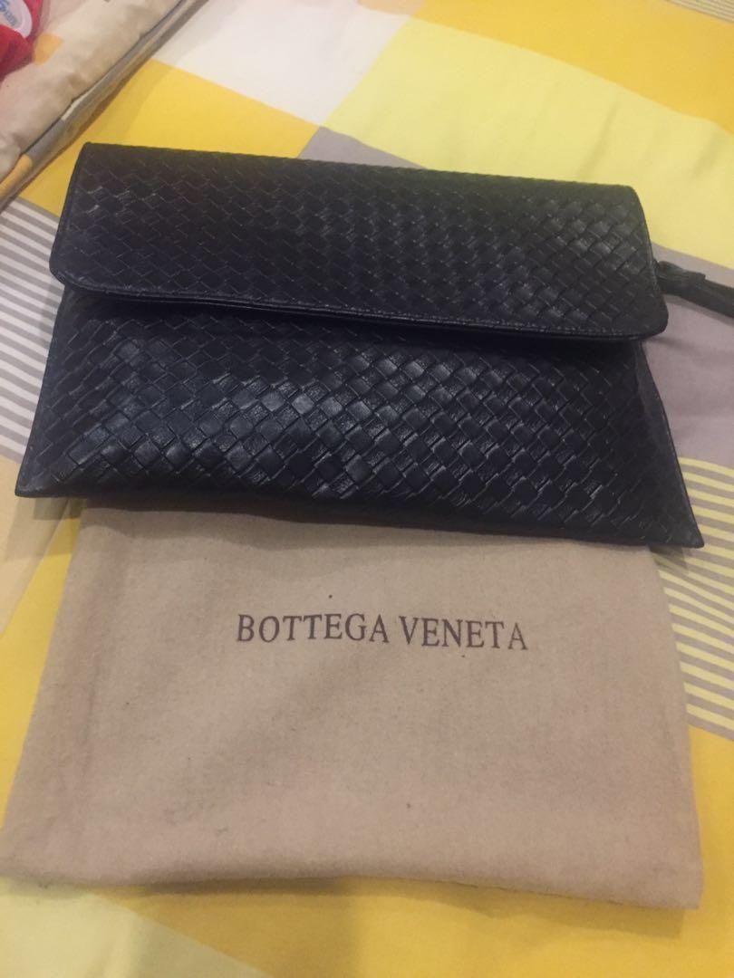 Harga clutch bottega veneta online