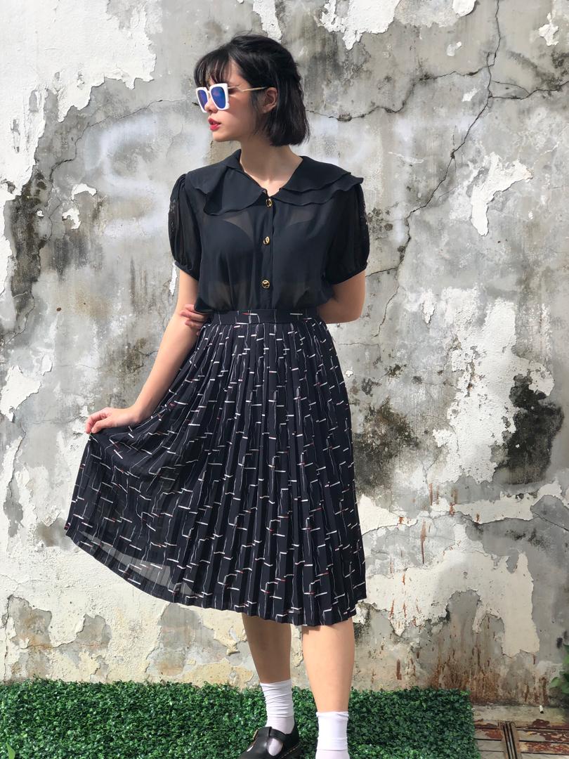 Pleated skirts sale knee length 80s