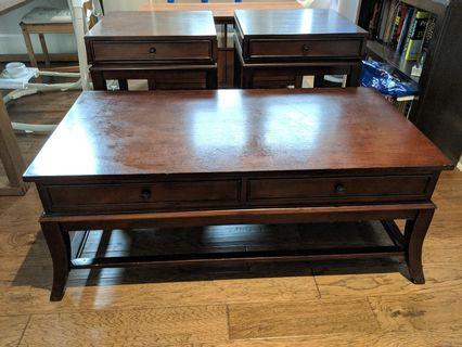 Canadian made living room furniture - Good condition Canadian made living room furniture - Good condition