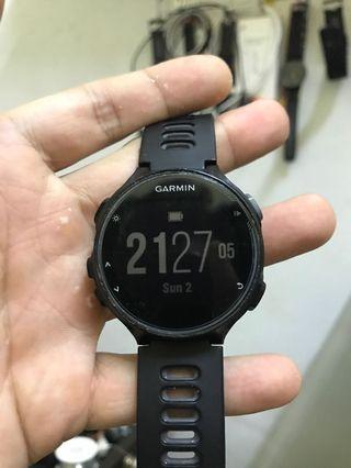 Garmin Forerunner 735 XT