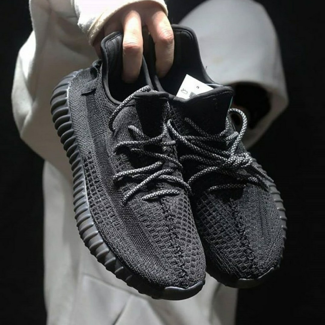 Fake Vs Real Yeezy Boost 350 V2 Black Reflective And Non