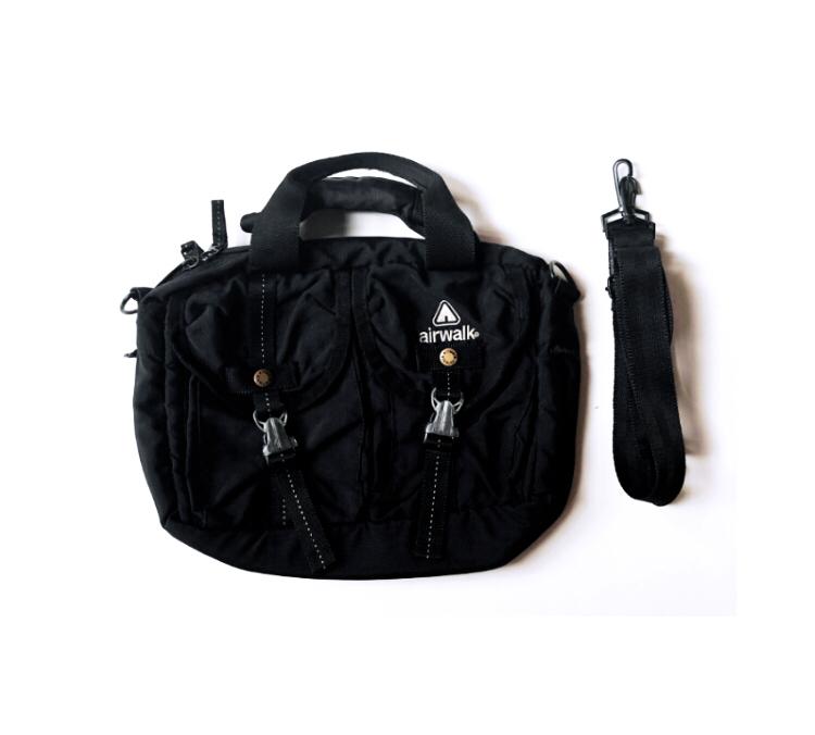 airwalk sling bag