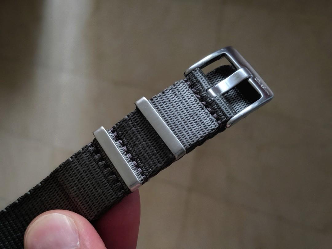 AlphaShark NATO straps 20mm brushed hardware Mobile Phones