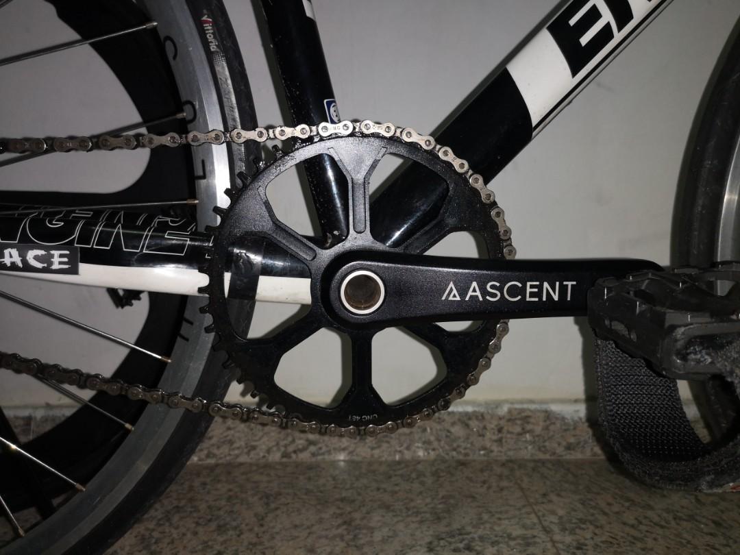Ascent crankset Clearance