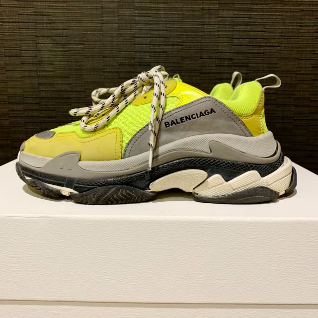 Balenciaga Triple S How To Spot a Fake and Buying