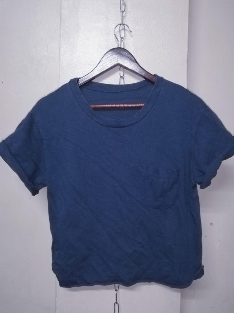 Blue petite top (Category: Others Tops) located in Manila. Submitted by declutterandmoveout (Listing ID 232103572, Image 1). Description: Moving✨✨.