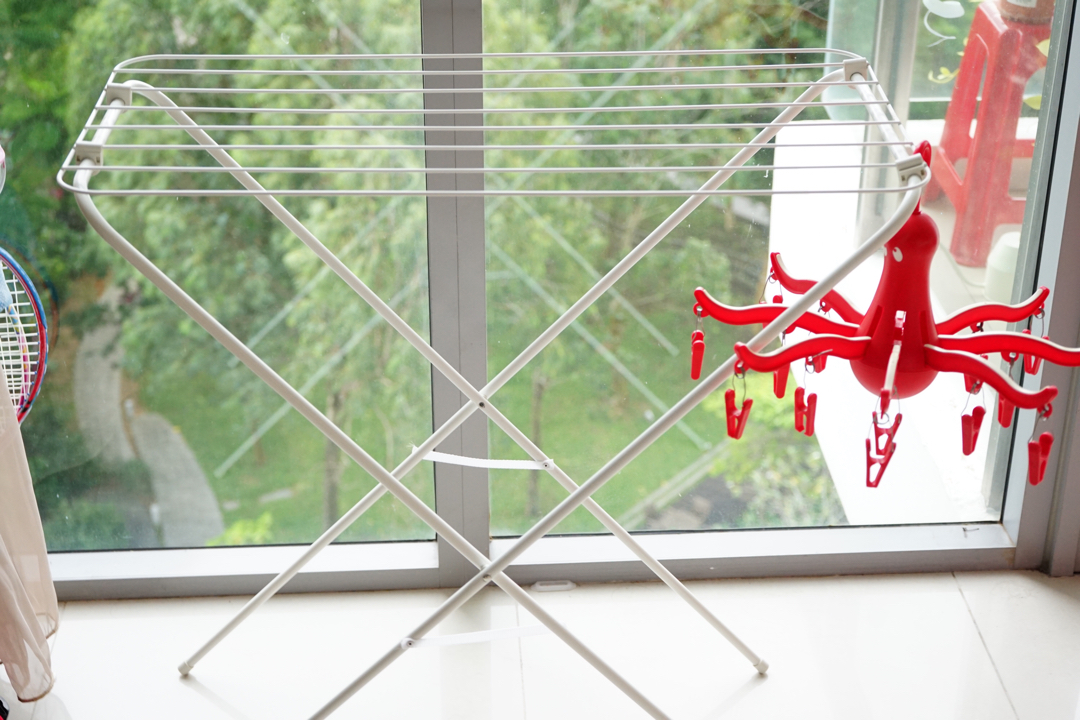 Drying Rack, Furniture & Home Living, Bedding & Towels on Carousell