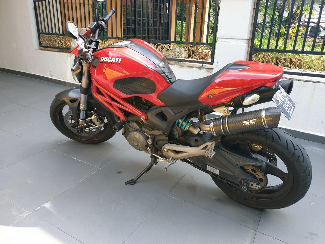 Ducati monster hot sale 795 2012