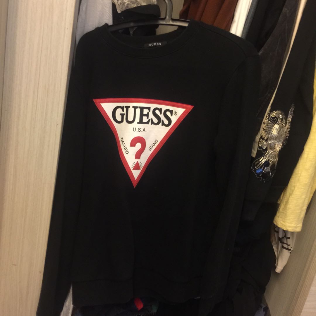 guess university t shirt