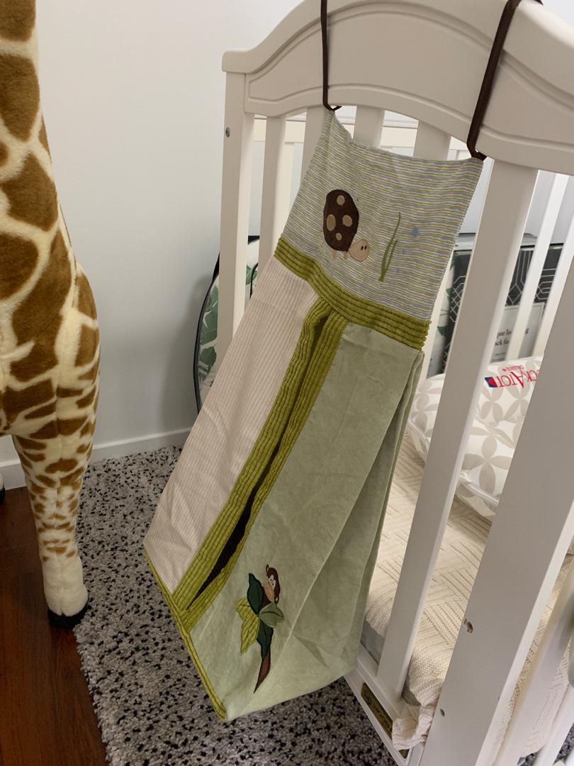 Jungle themed cot bedding set, Babies & Kids, Baby Nursery & Kids