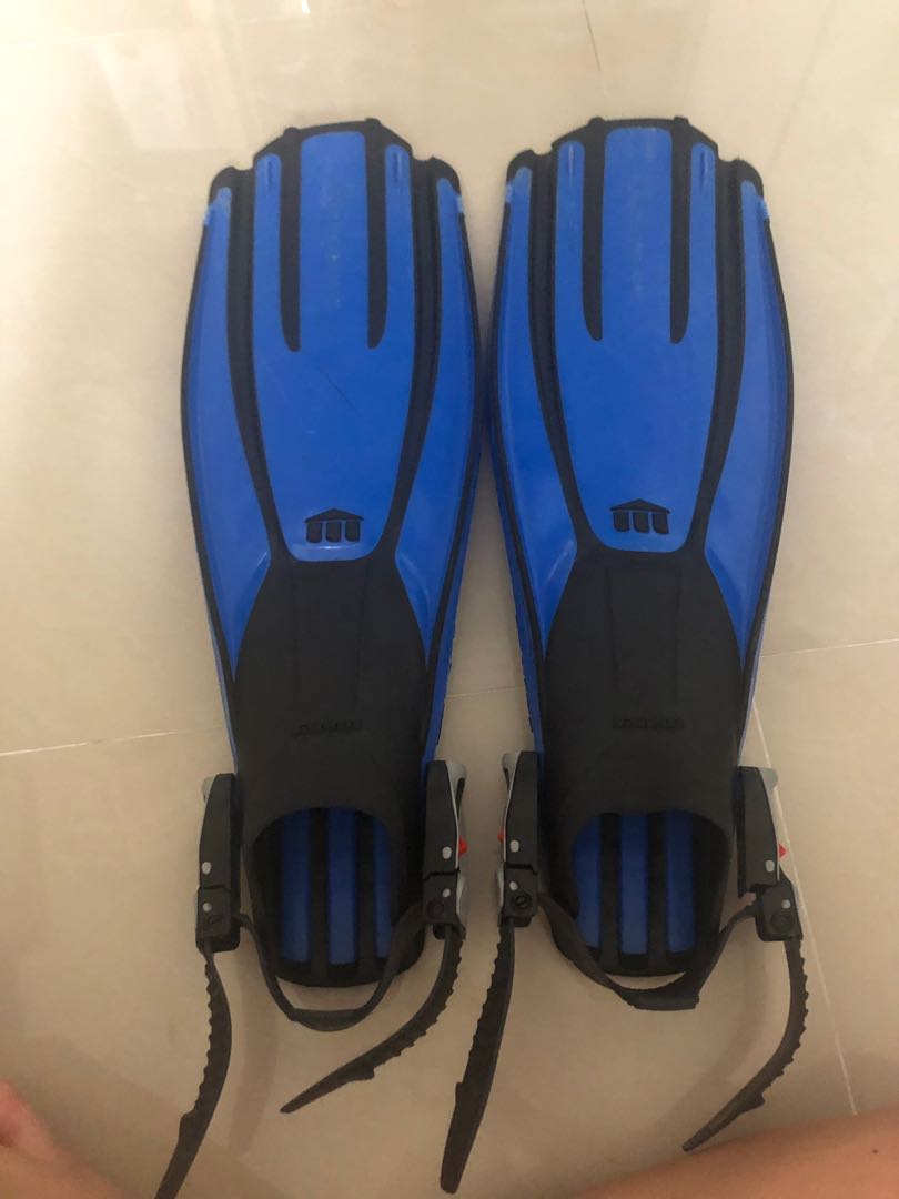 Mares Diving Fins, Sports Equipment, Sports & Games, Water Sports on