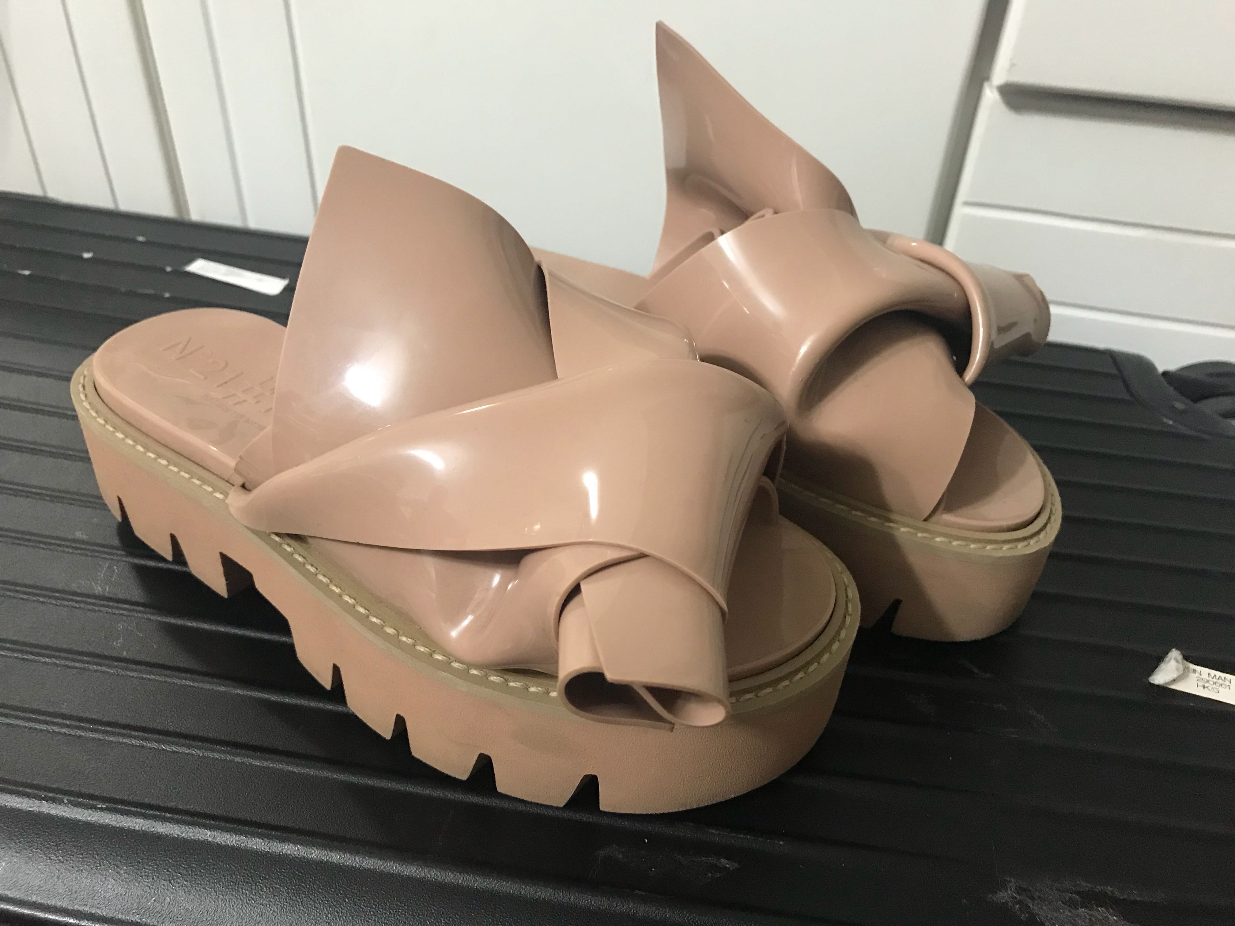 N21 hotsell kartell sandals