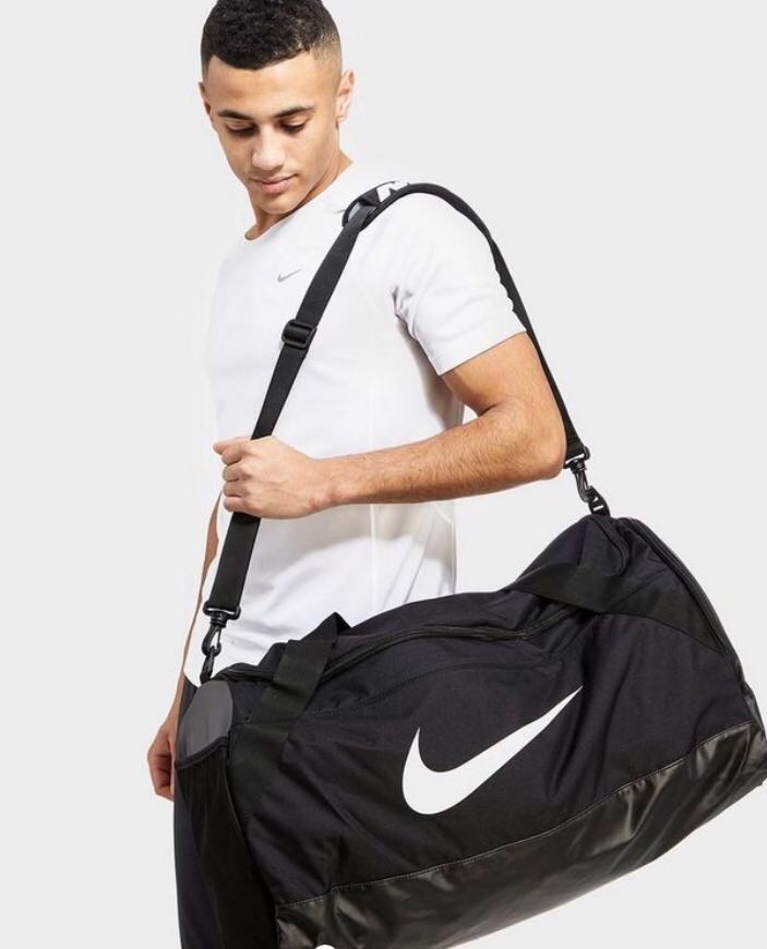 hebzuchtig passen long Nike brasilia large duffle bag, Sports Equipment, Exercise & Fitness,  Toning & Stretching Accessories on Carousell