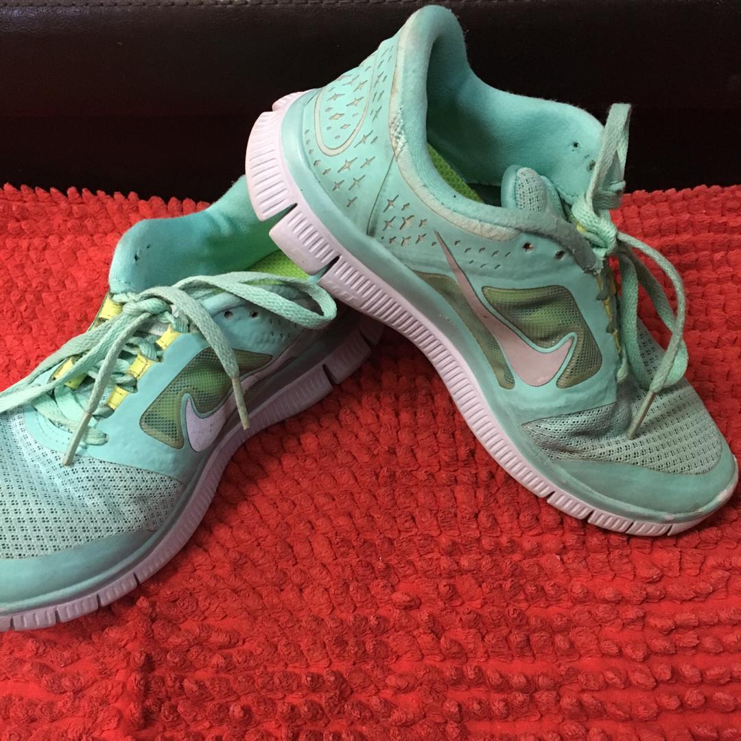 nike free kids shoes