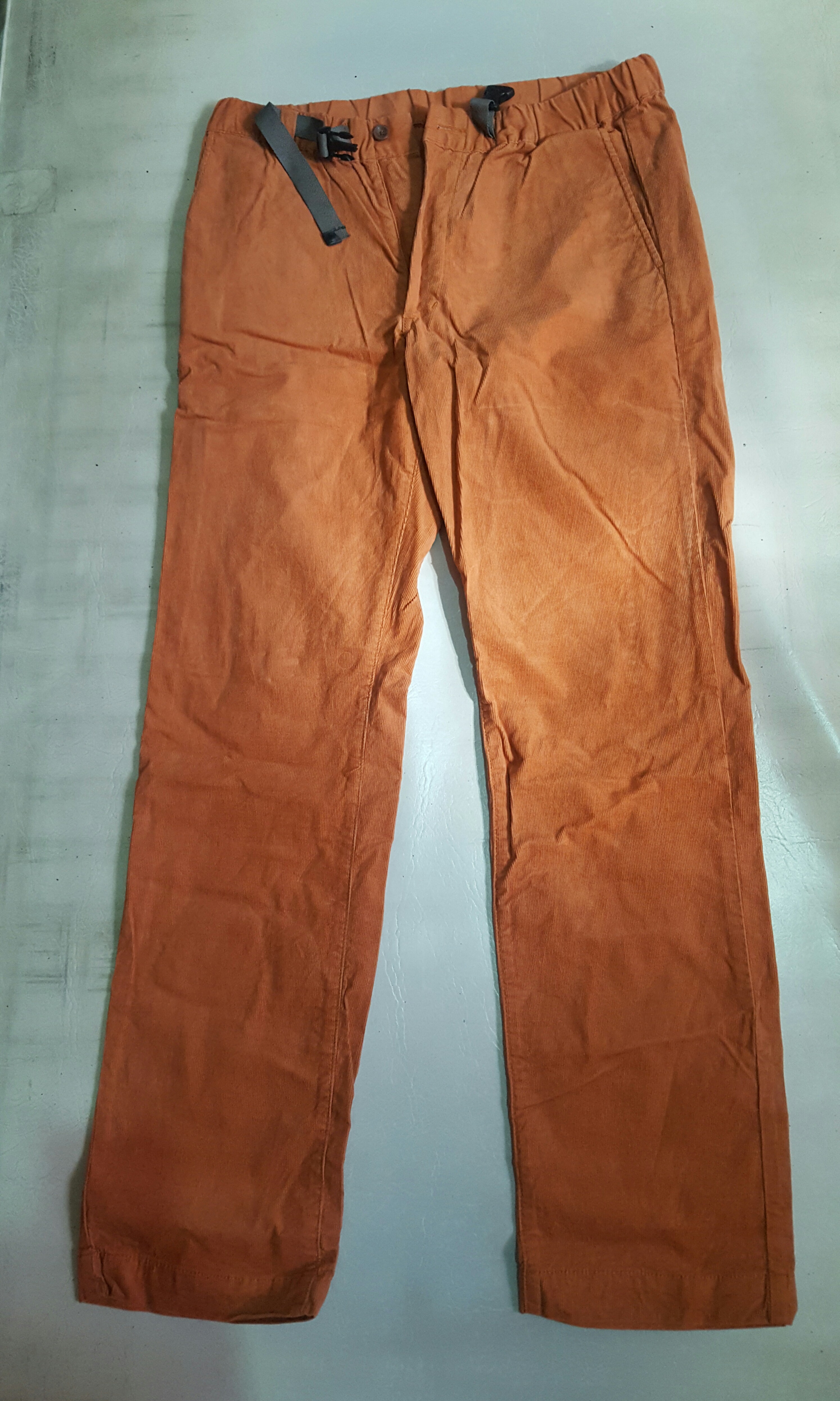 size 76 men's pants