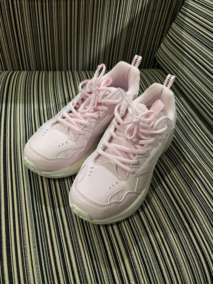 pink fila shoes