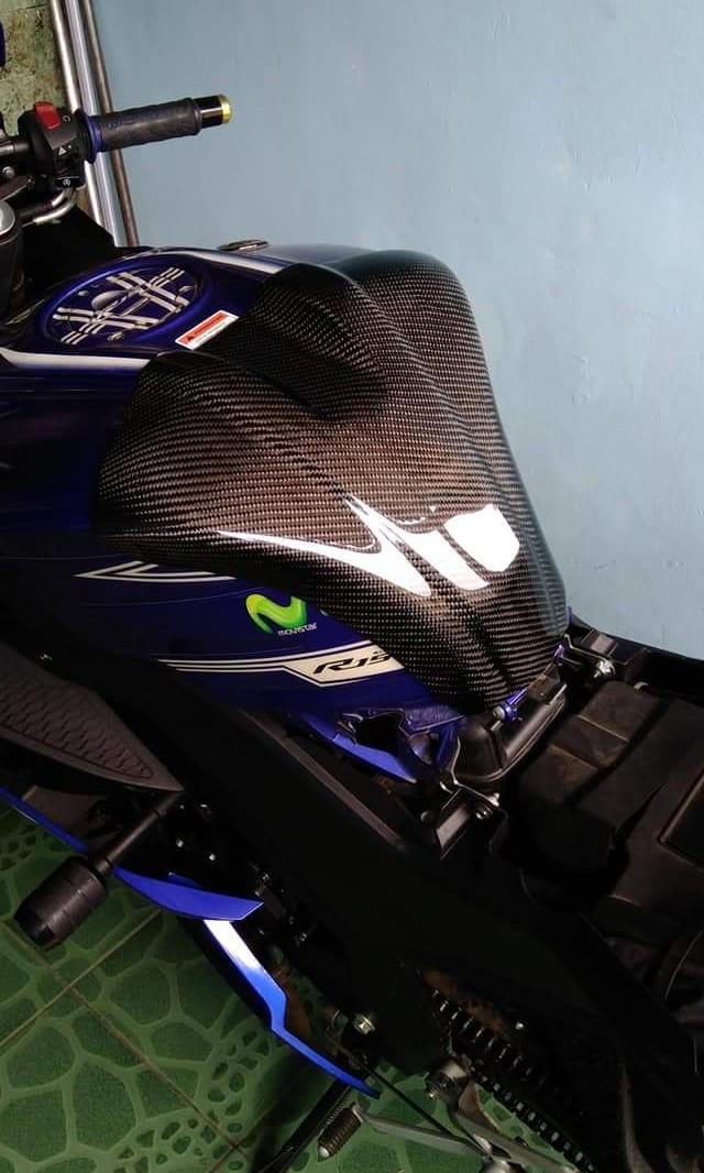 r15 v3 tank cover