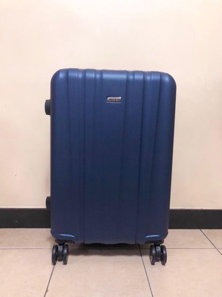 hard cover luggage set