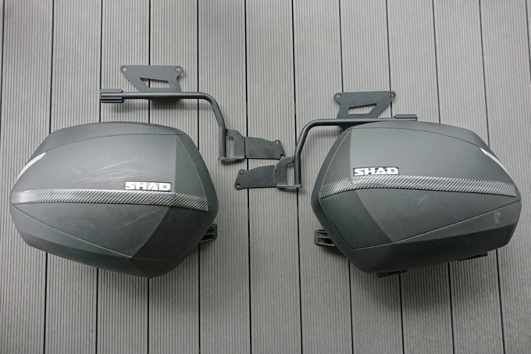 shad e48 panniers