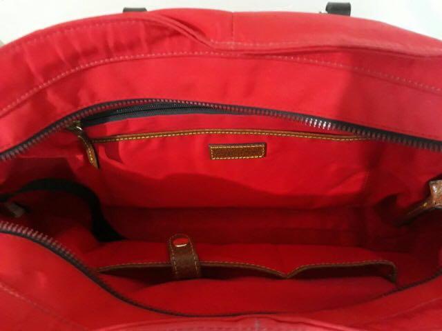 Used dooney deals and bourke handbags