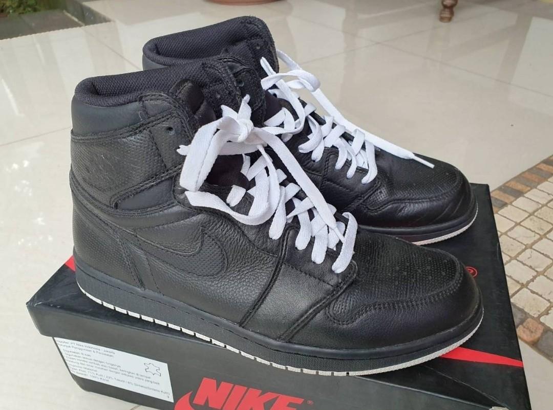 air jordan 1 perforated black