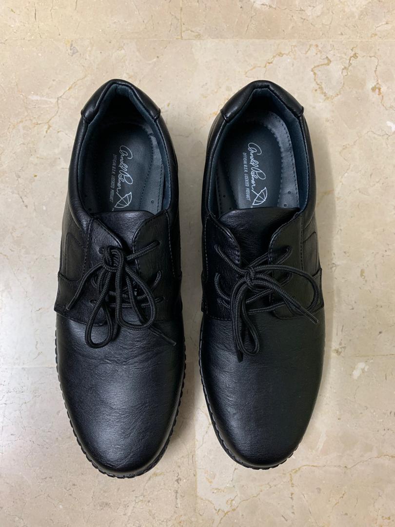 Arnold Palmer’s black working shoes, Men's Fashion, Footwear, Dress ...