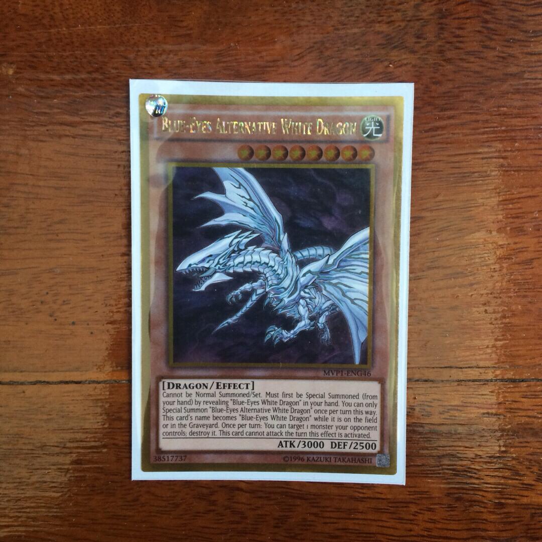 Blueeyes Alternative White Dragon Gold Rare, Hobbies & Toys, Toys