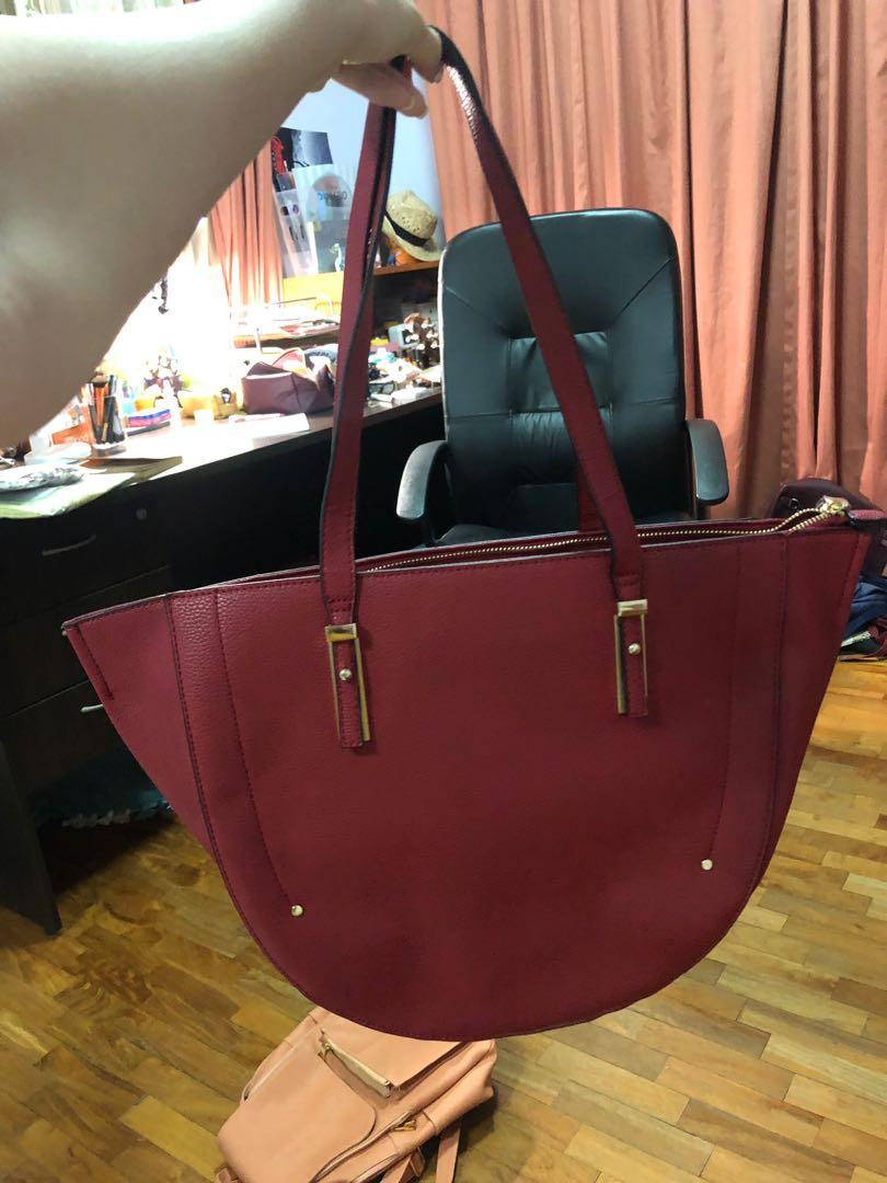Red bag clearance accessorize