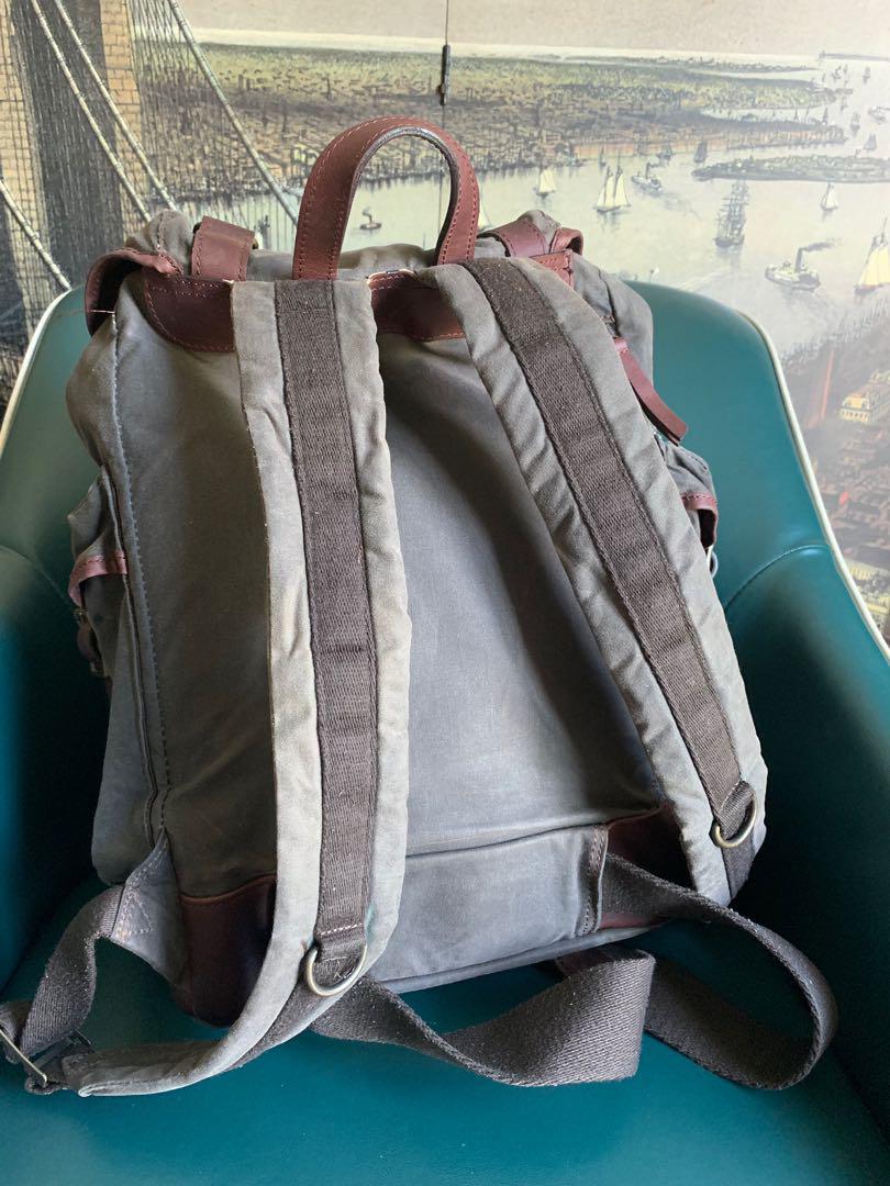 Builford backpack top