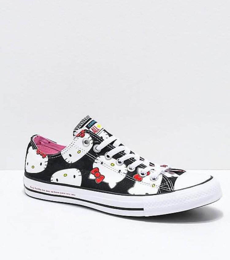 converse hello kitty shoes