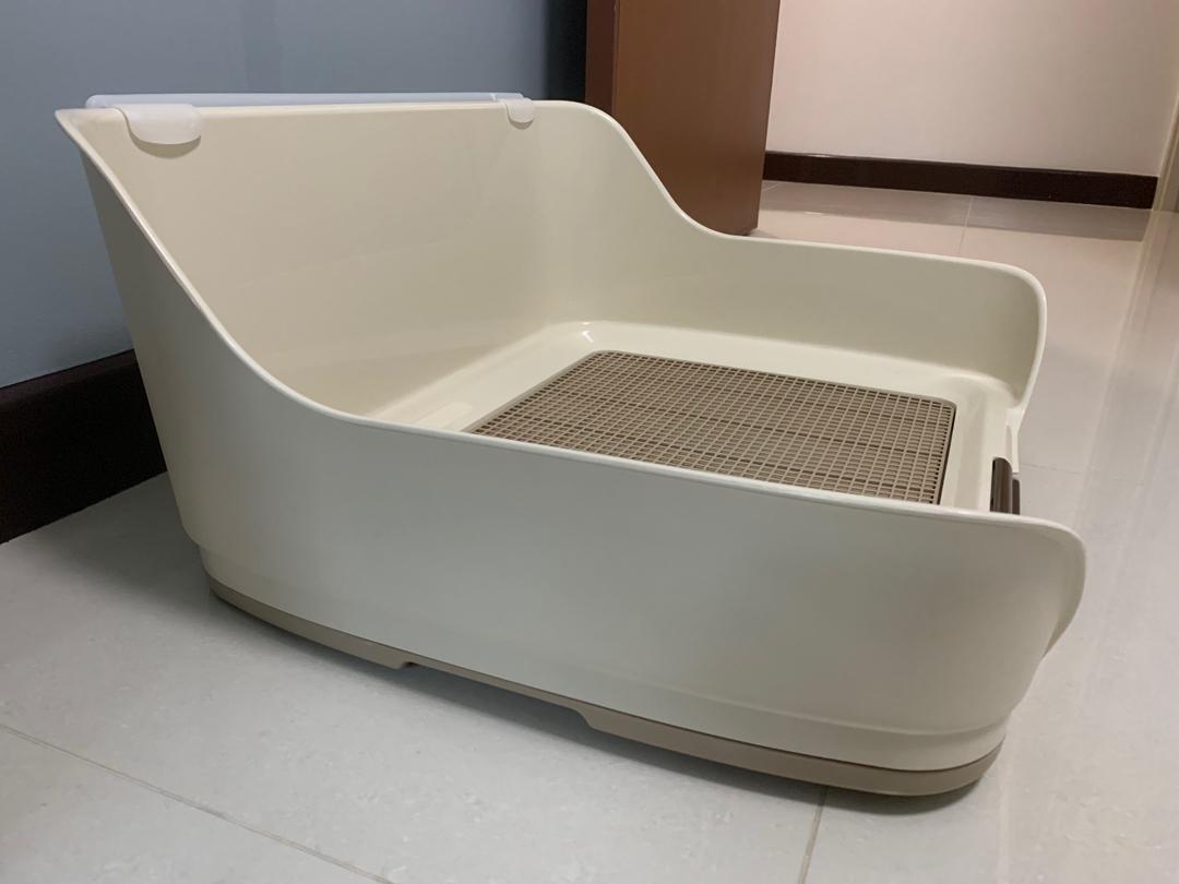 Dog Pee Tray With Wall, Pet Supplies, Homes & Other Pet Accessories on