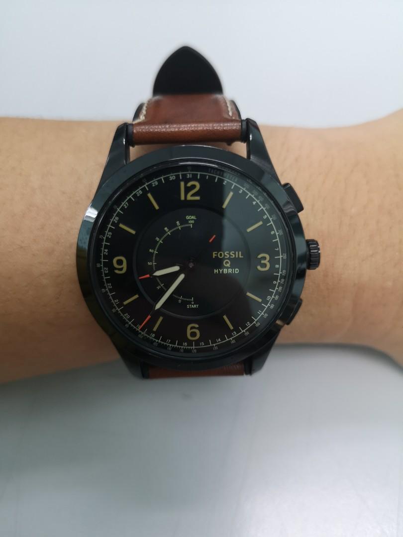 Fossil Q Hybrid Activist 2024 www.alhudapk