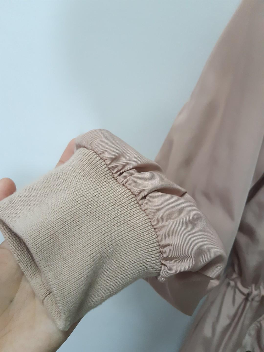 Winter Jacket (Category: Other Tops) located in Kuala Lumpur. Submitted by lessismoretbh (Listing ID 232355778, Image 3). Description: Condition: 9/10 Bought this jacket in England. Very comfortable, suitable for cold weather. Colour: Nude Pink.