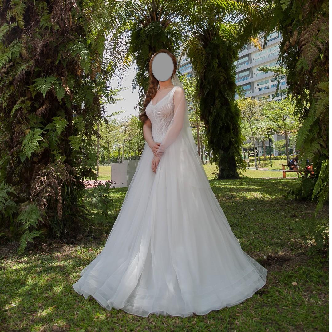 La Belle Couture Pre Owned Wedding Dress Women S Fashion Women S