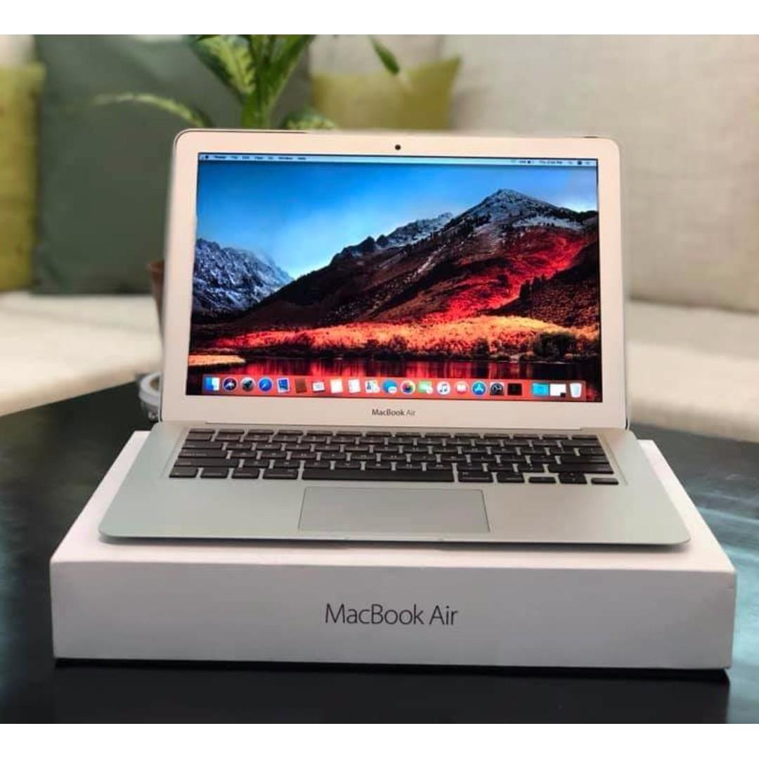 is it worth buying macbook air 2017