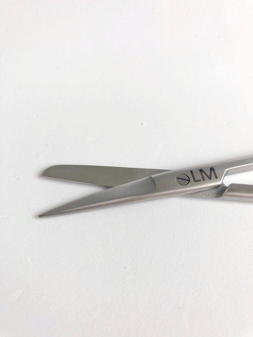 LM Standard Nurse Scissors (4.5