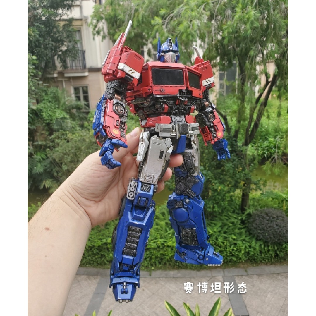 Toyworld bumblebee hot sale optimus prime